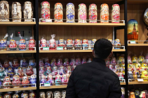 В южно-китайском городе Наньнин процветают магазины российских товаров